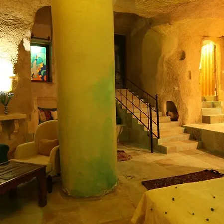 Blue Valley Cave Hotel-3