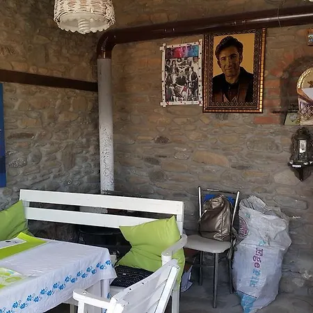 Izzet Efendi Konak & Pansiyon-3