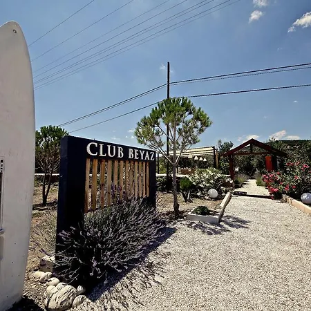 Assos Club Beyaz-3