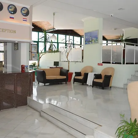 Siesta Hotel (Adults Only)-2