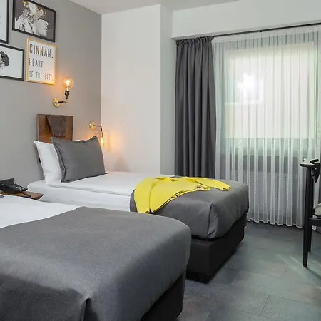 Hotel Cinnah-3