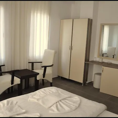 Hotel Caretta-2
