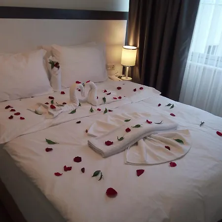 Eva Otel-3