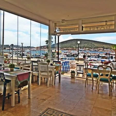 Larimar Boutique Hotel-3