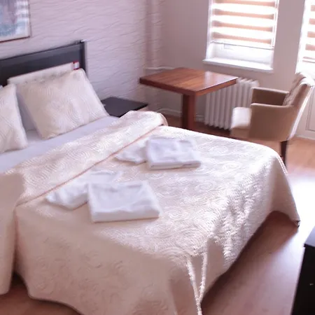Dem Otel-2