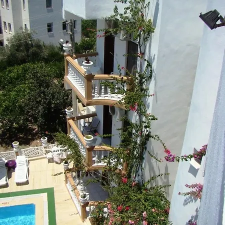 Paradise Apart Otel-3
