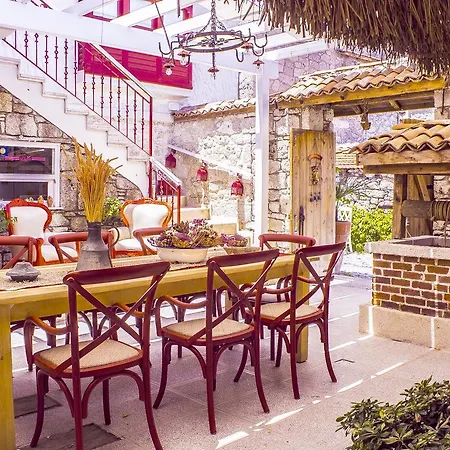Fi̇Li̇Zce Konuk Evi-2