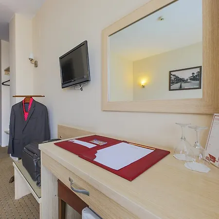 Hostapark Hotel-3