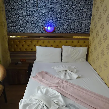 Meta Hotel-3