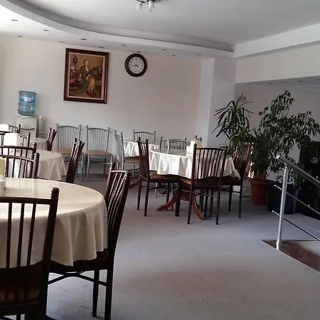 Bayrakli Otel-3