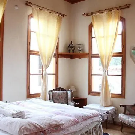 Athena Pension-3