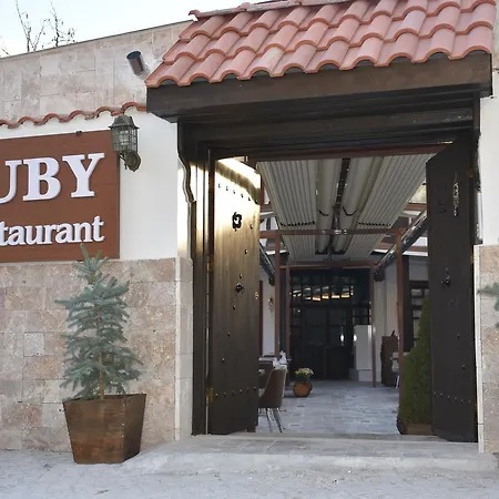 Ruby Otel-2