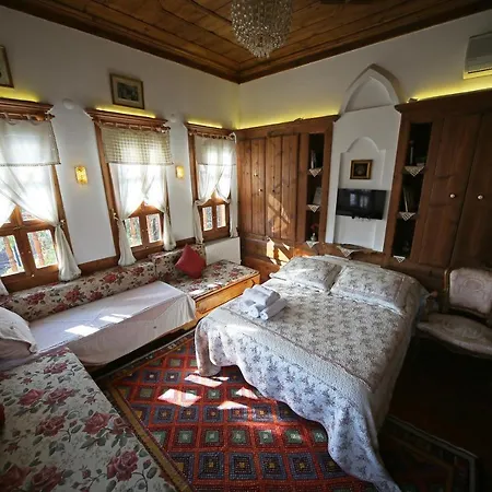 Peri Konak-2
