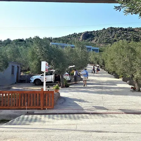 Nazan Motel & Restaurant & Beach-3