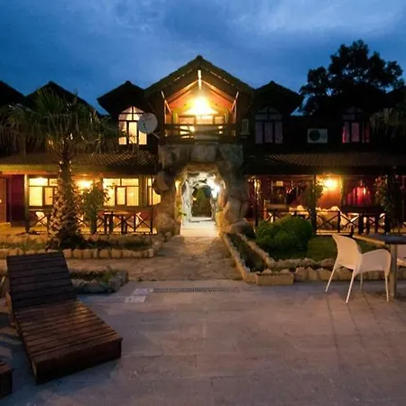 Agva Riverside Club-2