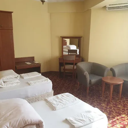 Golden Hill Hotel-3
