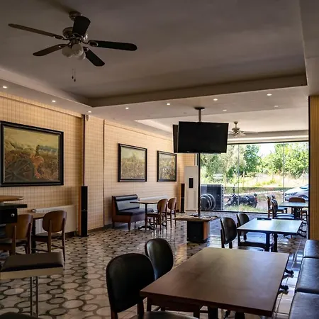 Maidos Suites-2