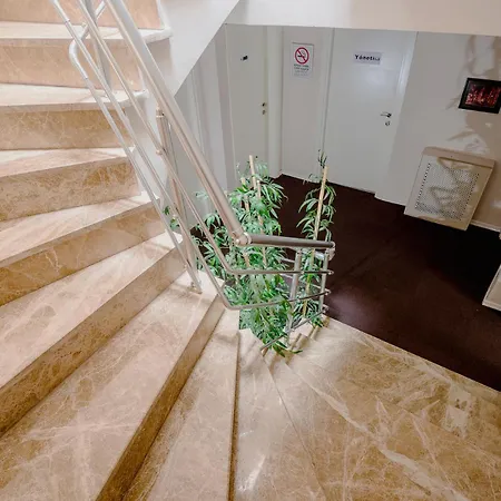 The Corner Inn Hotels By Suit-2