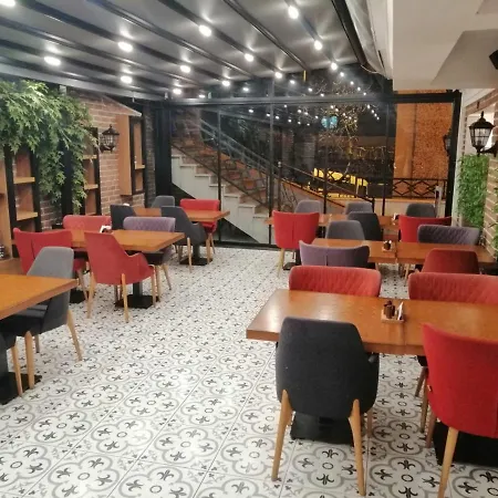 White Golden Suite Hotel-3