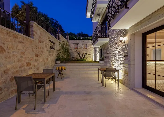 Atrium Taş Otel