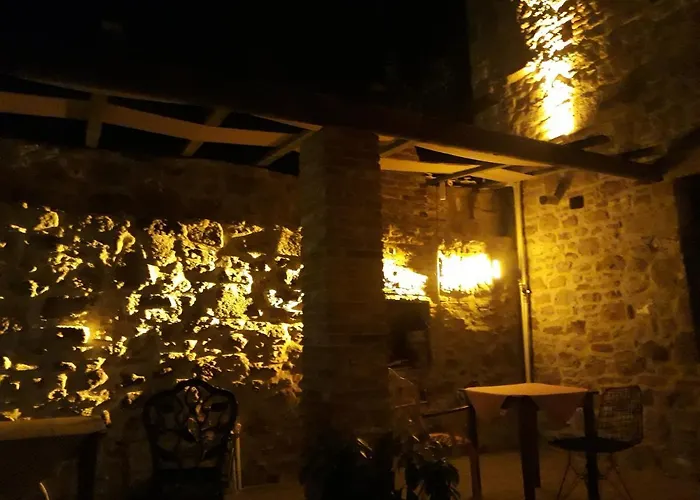 Hayat Alti Otel Ayvalı, Türkiye