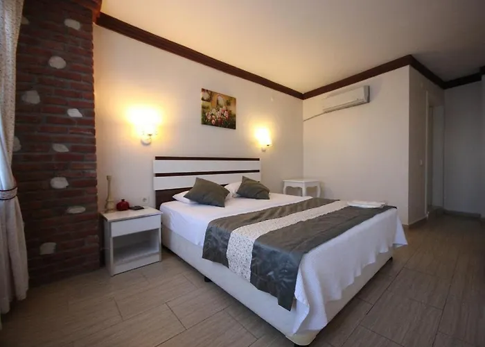 Lavinya Otel