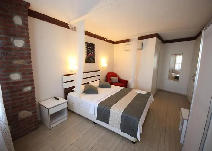 Lavinya Otel