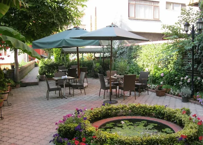 Emin Apart Pension
