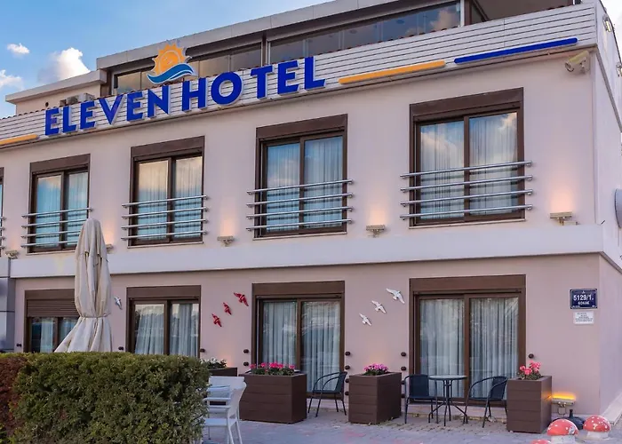 Eleven Hotel