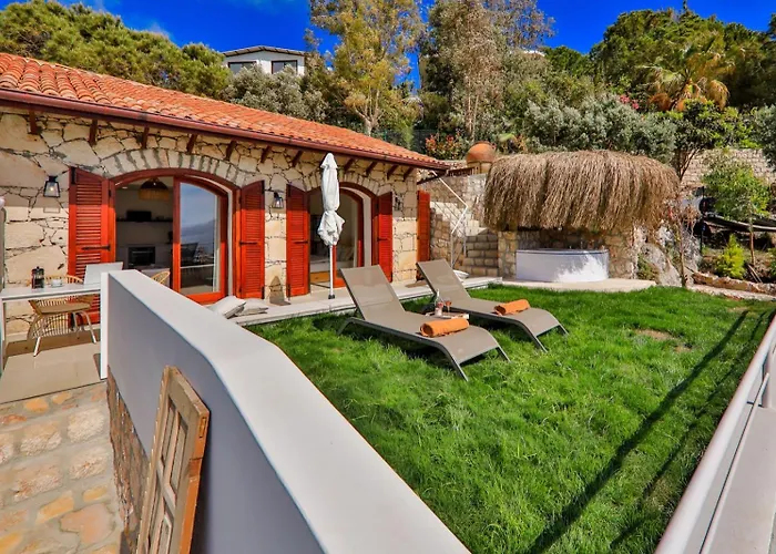 Kale Suites, Heated Pool In Winter, Adults Only