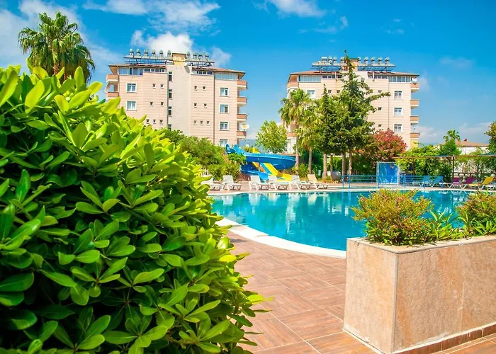 Grand Bahama Beach Otel Konaklı, Türkiye