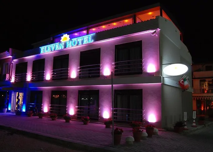 Eleven Hotel