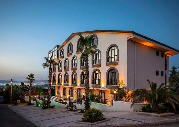 Lagun Castle Hotel&Spa