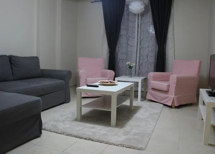 Kinzi House