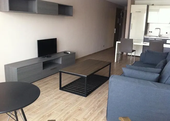 Delmar Suites & Residence