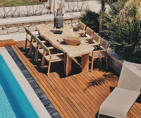 Alacati NeFeS Hotel