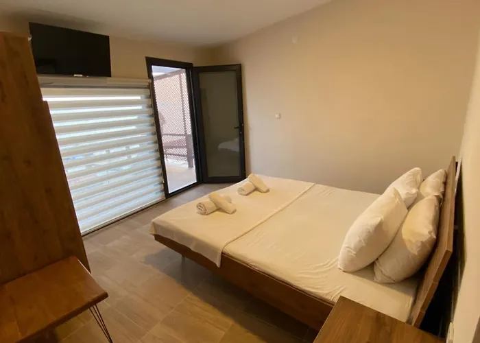 Elma Beach Bungalow