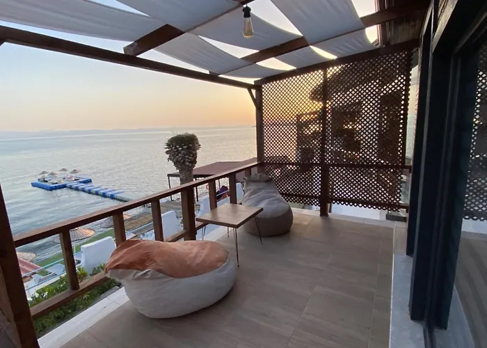 Elma Beach Bungalow
