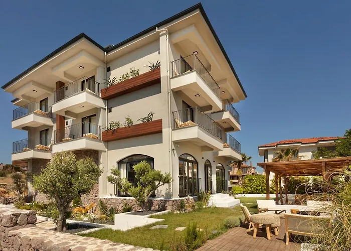 Zoı Cunda
