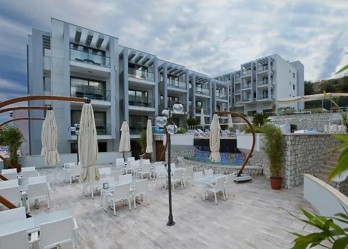 Captain Hotel