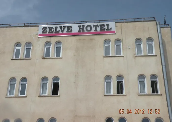 Hotel Zelve