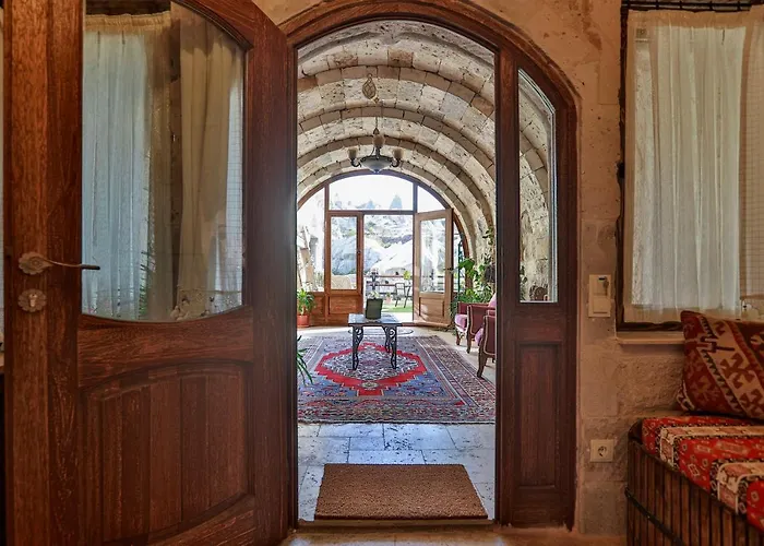 Sah Saray Cave Suites Halal Hotel