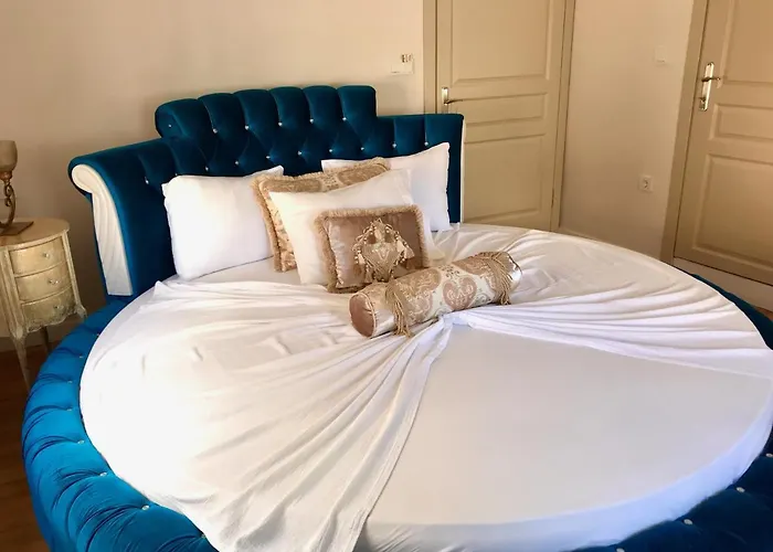 Ayvalık Rebetiko Otel