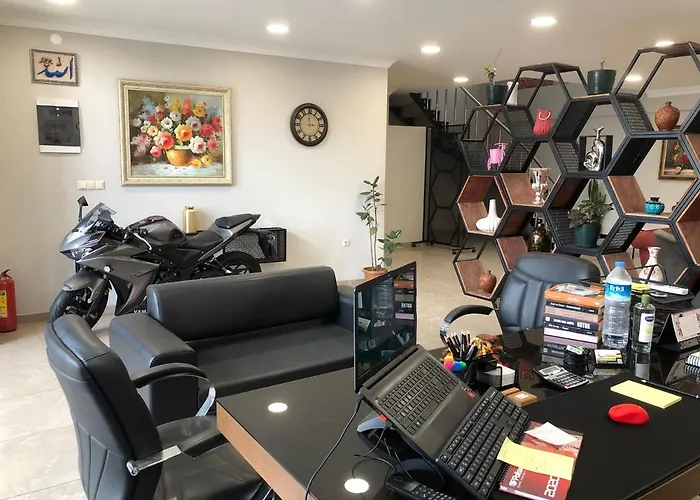 Hilal Suite