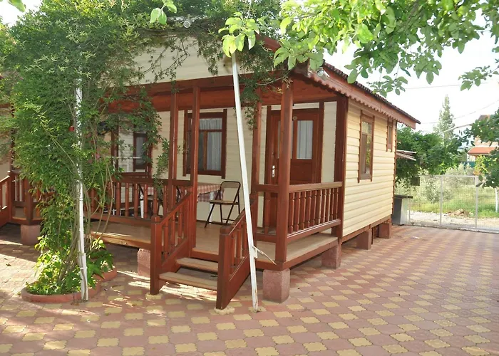 Happy Nur Hotel