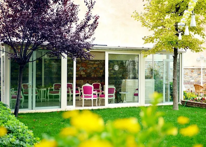 Green House Hotel