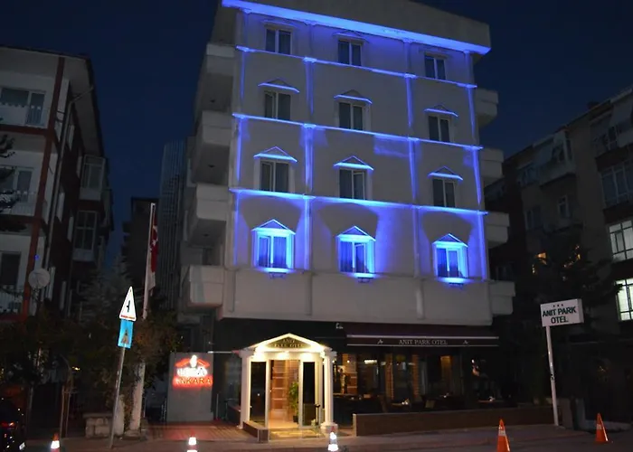 Anit Park Hotel