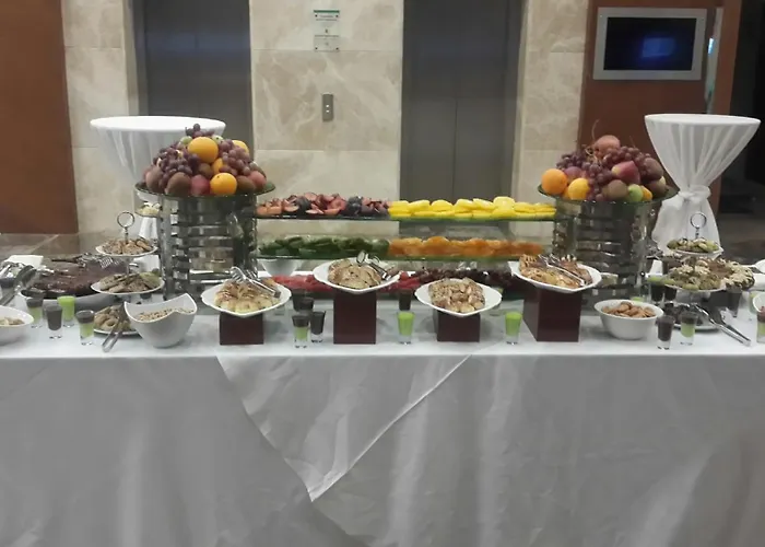 Holiday Inn By Ihg