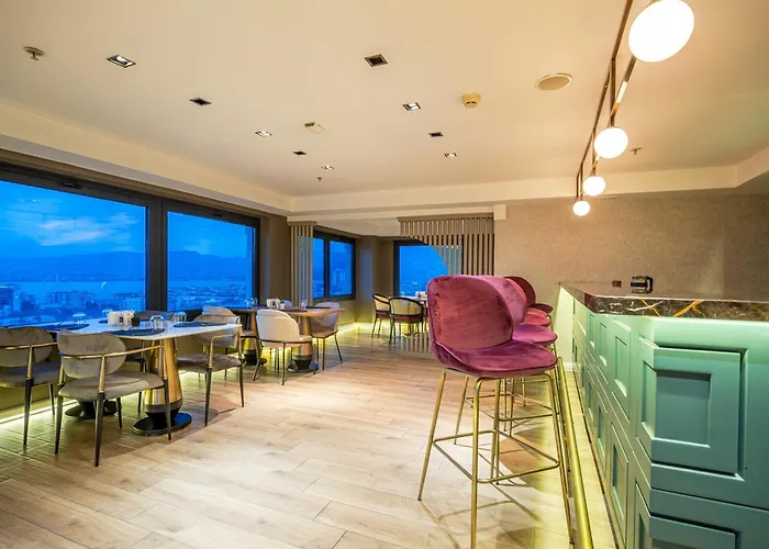 Doubletree By Hilton Izmir - Alsancak
