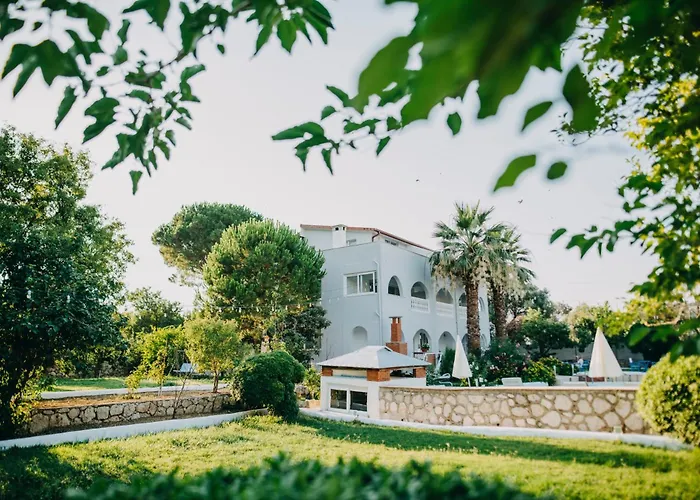Dilek Ağacı Butik Otel - Karaburun